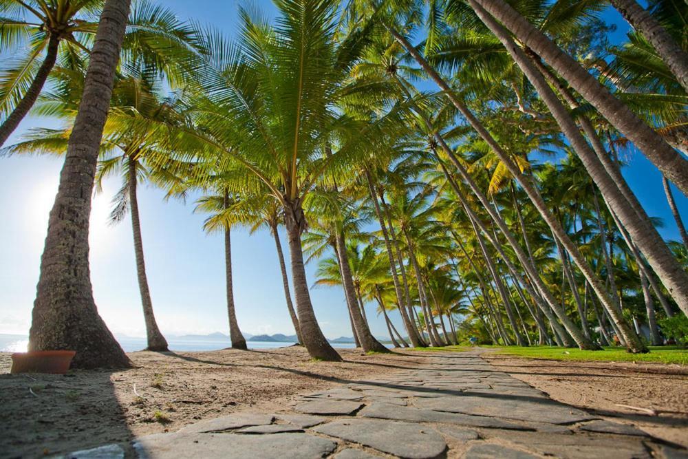 Sarayi Boutique Hotel Palm Cove Eksteriør billede
